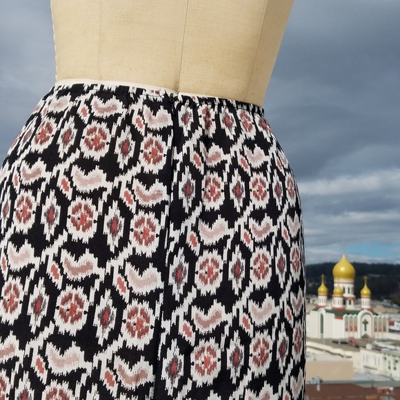 Flynn Skye Floral Printed Maxi Skirt, Sz M/3 - Picture 5 of 8